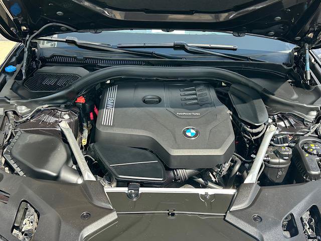 Used 2023 BMW 530i xDrive w/ Premium Package AWD/4WD image 13