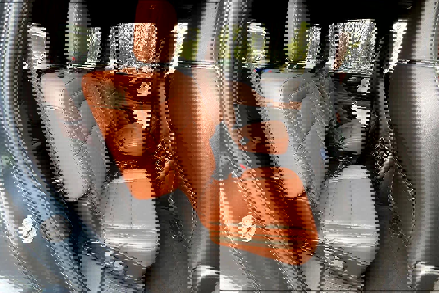 Used 2023 Lincoln Aviator Reserve w/ Equipment Group 201A image 18