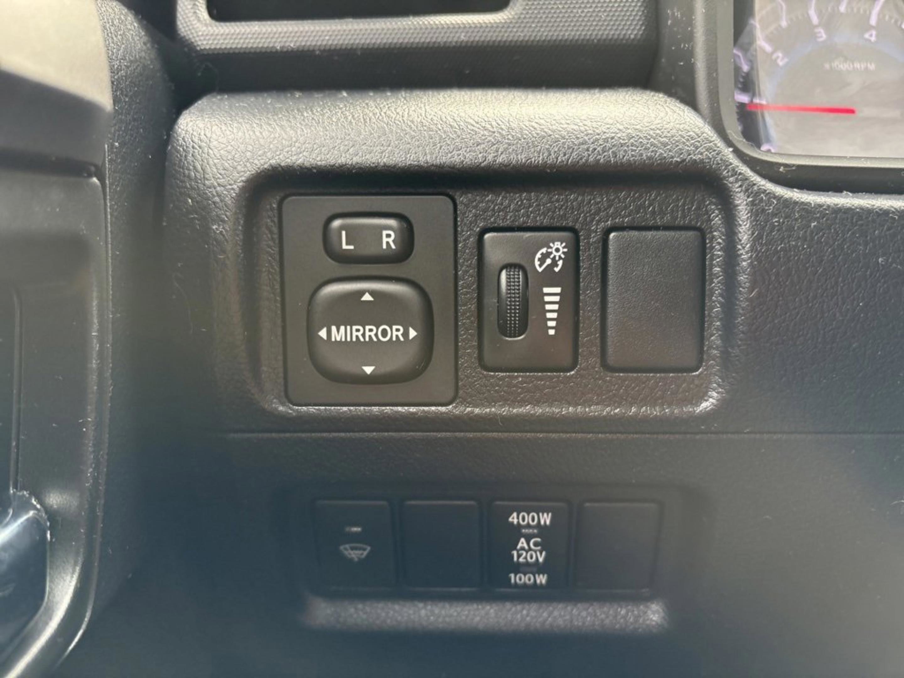 Used 2018 Toyota 4Runner SR5 image 21