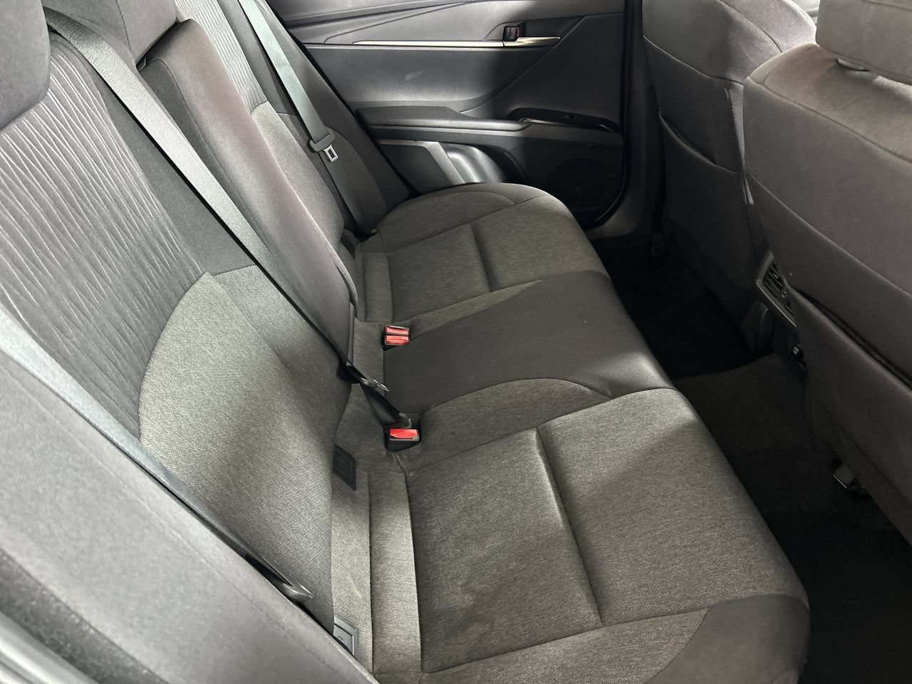 Used 2025 Toyota Camry LE w/ Convenience Package FWD image 25