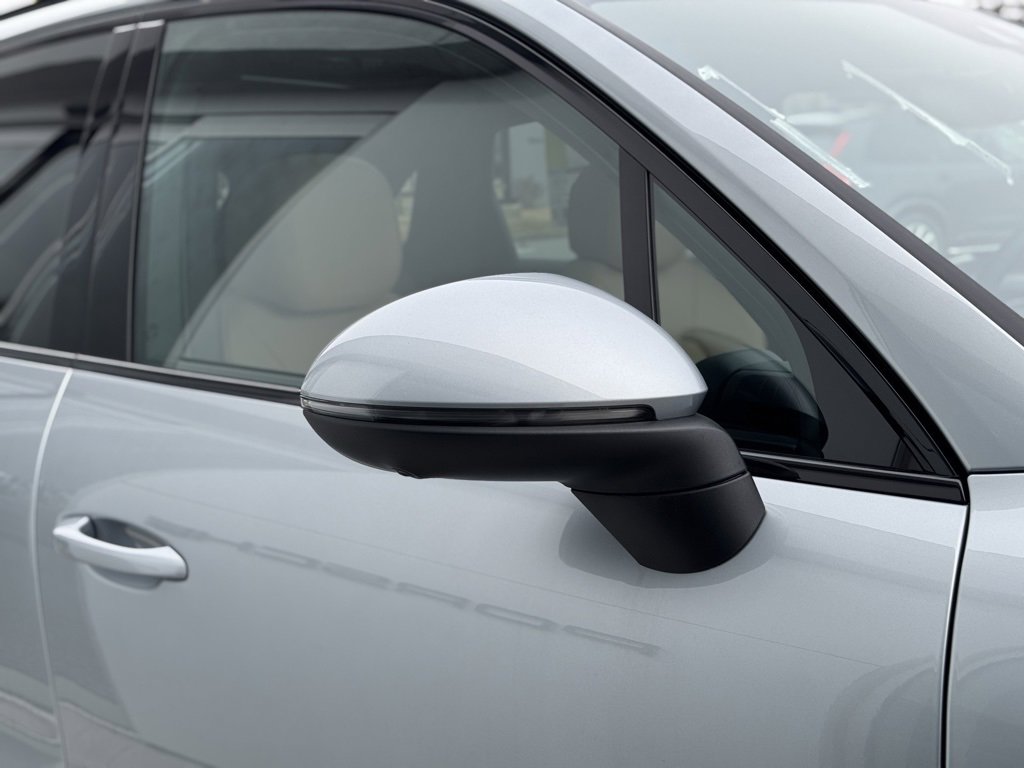 New 2025 Porsche Cayenne E-Hybrid image 10