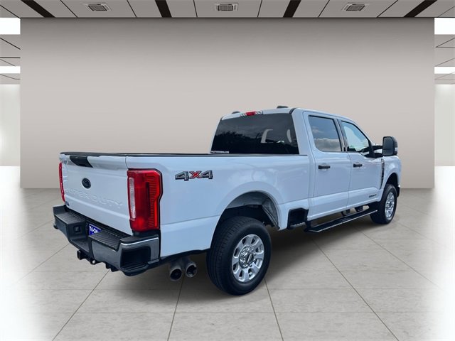 Used 2024 Ford F250 XLT image 3