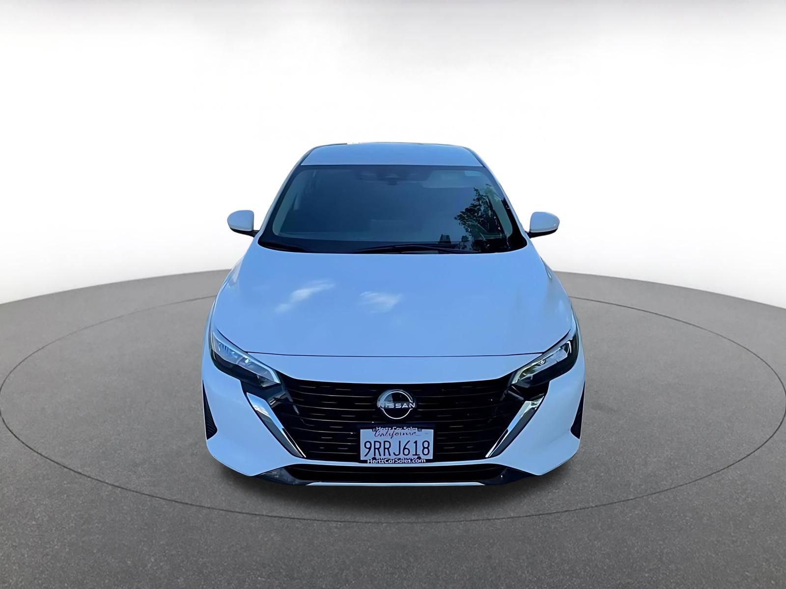 Used 2025 Nissan Sentra SV FWD image 4