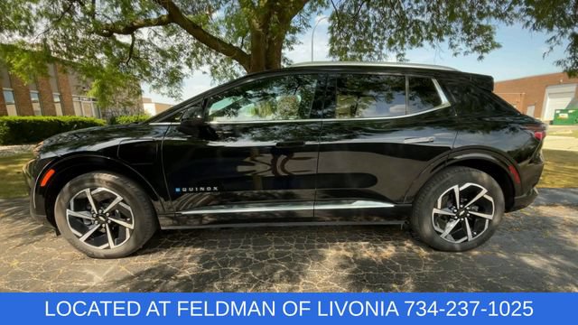Certified 2024 Chevrolet Equinox EV LT FWD image 5