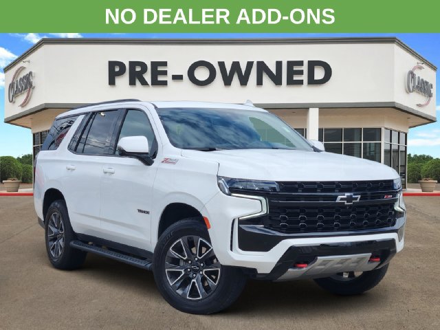 Used 2024 Chevrolet Tahoe Z71 w/ Luxury Package AWD/4WD image 1