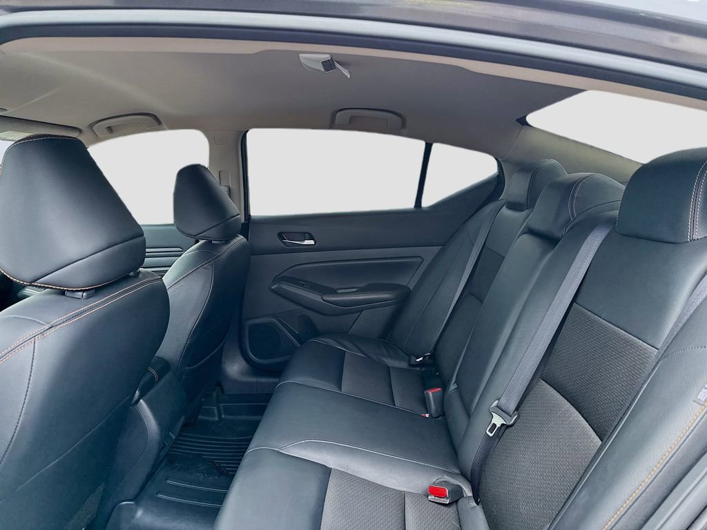 Used 2022 Nissan Altima 2.5 SR FWD image 19
