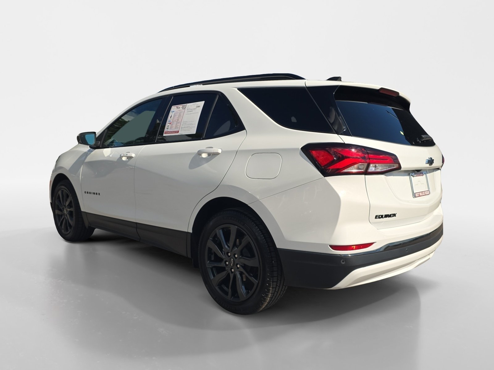 Used 2022 Chevrolet Equinox RS FWD image 3