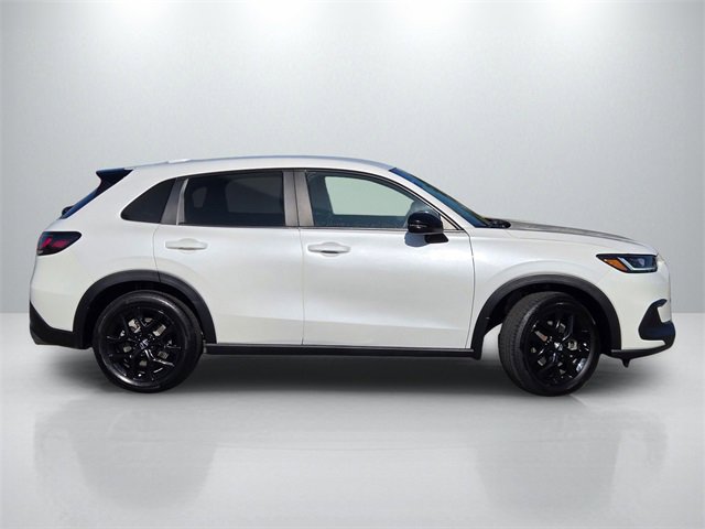 Used 2024 Honda HR-V Sport image 3