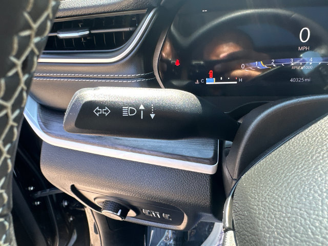 Used 2023 Jeep Grand Cherokee L Limited AWD/4WD image 40