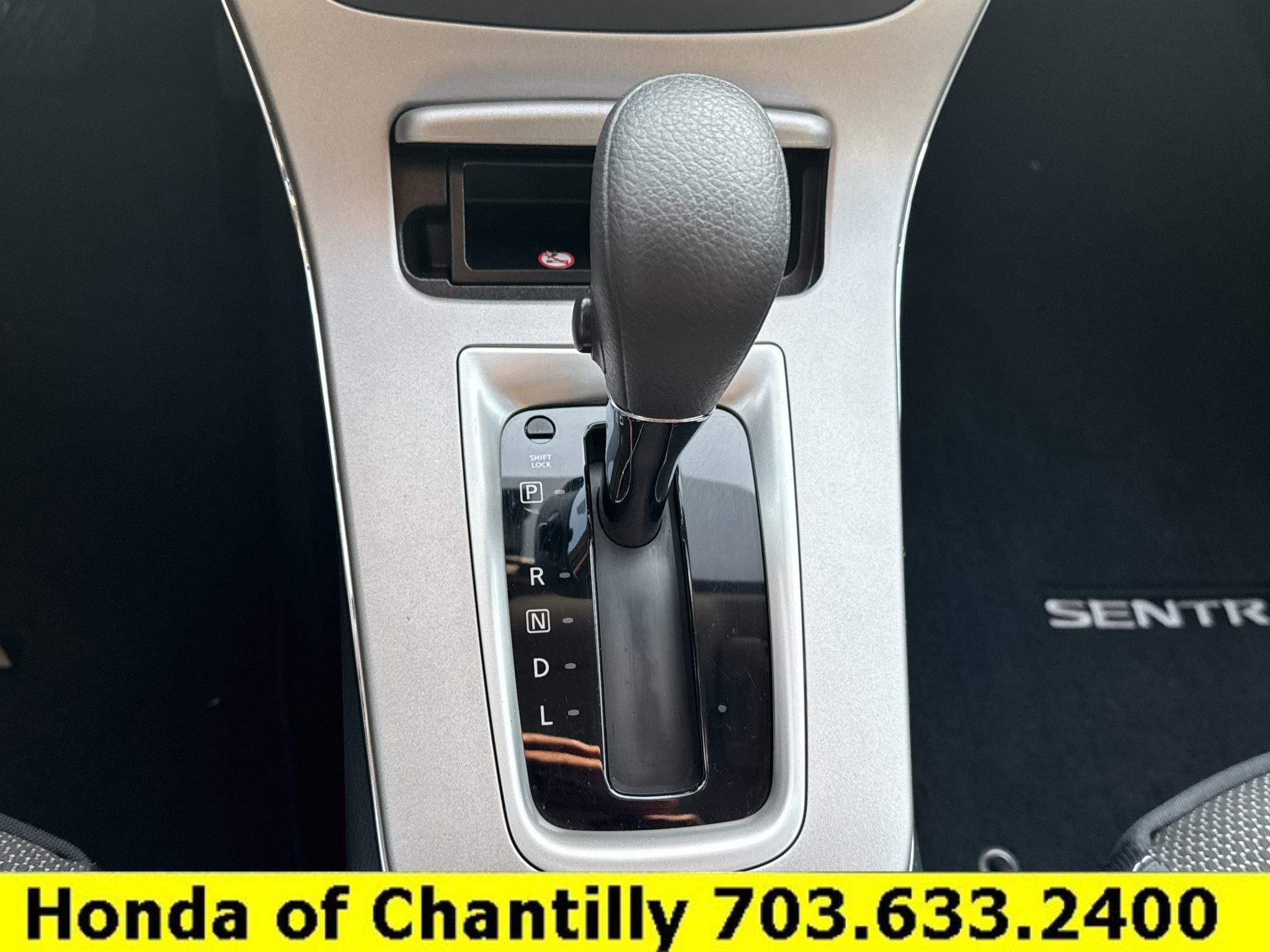 Used 2015 Nissan Sentra S FWD image 15