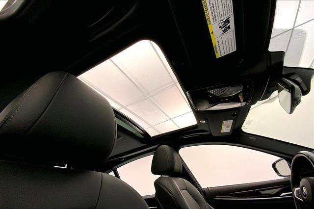 Certified 2022 BMW 540i xDrive w/ M Sport Package image 26