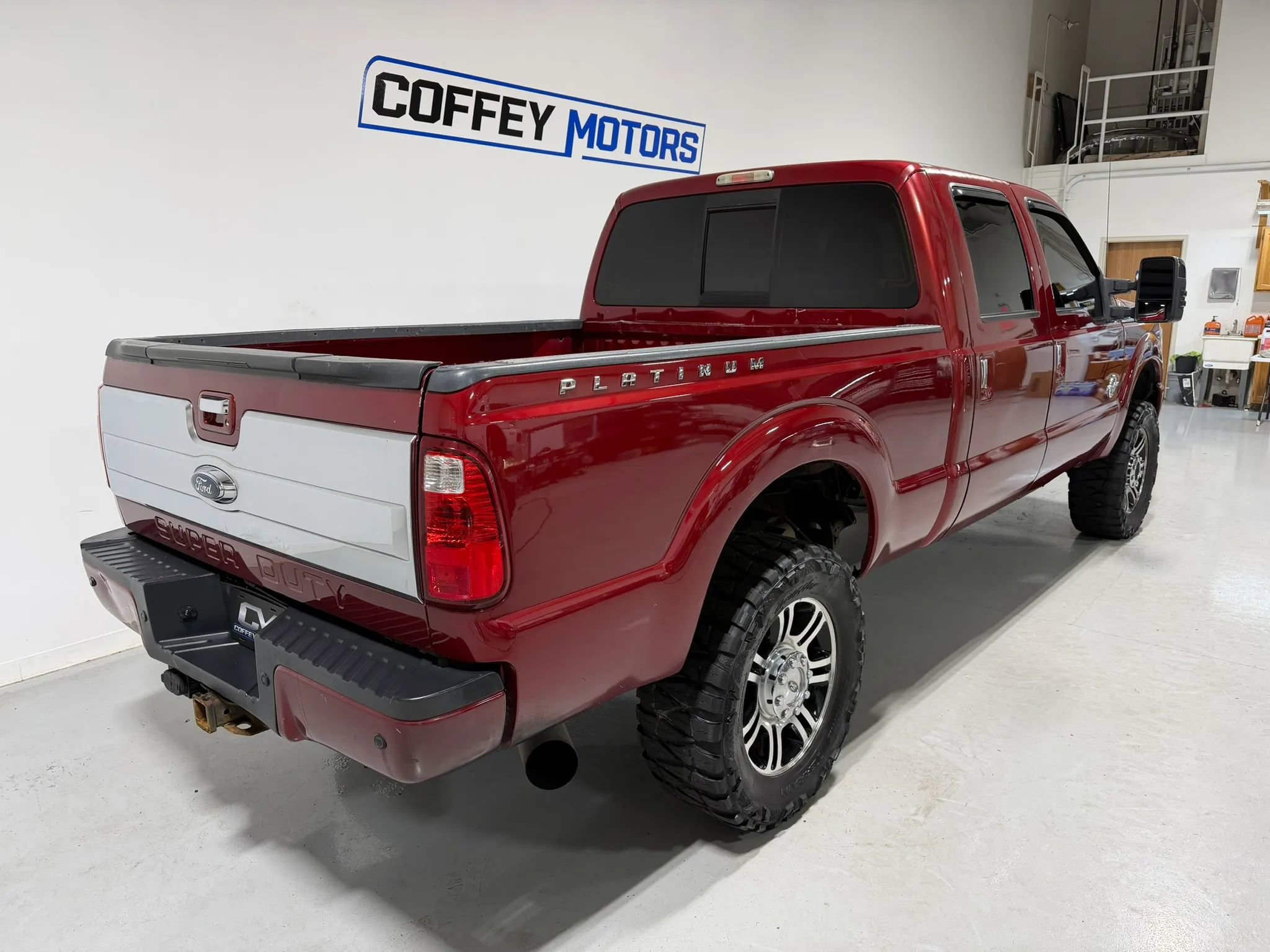 Used 2015 Ford F350 Platinum w/ FX4 Off-Road Package image 6
