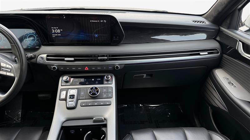 Used 2025 Hyundai Palisade Calligraphy AWD/4WD image 15