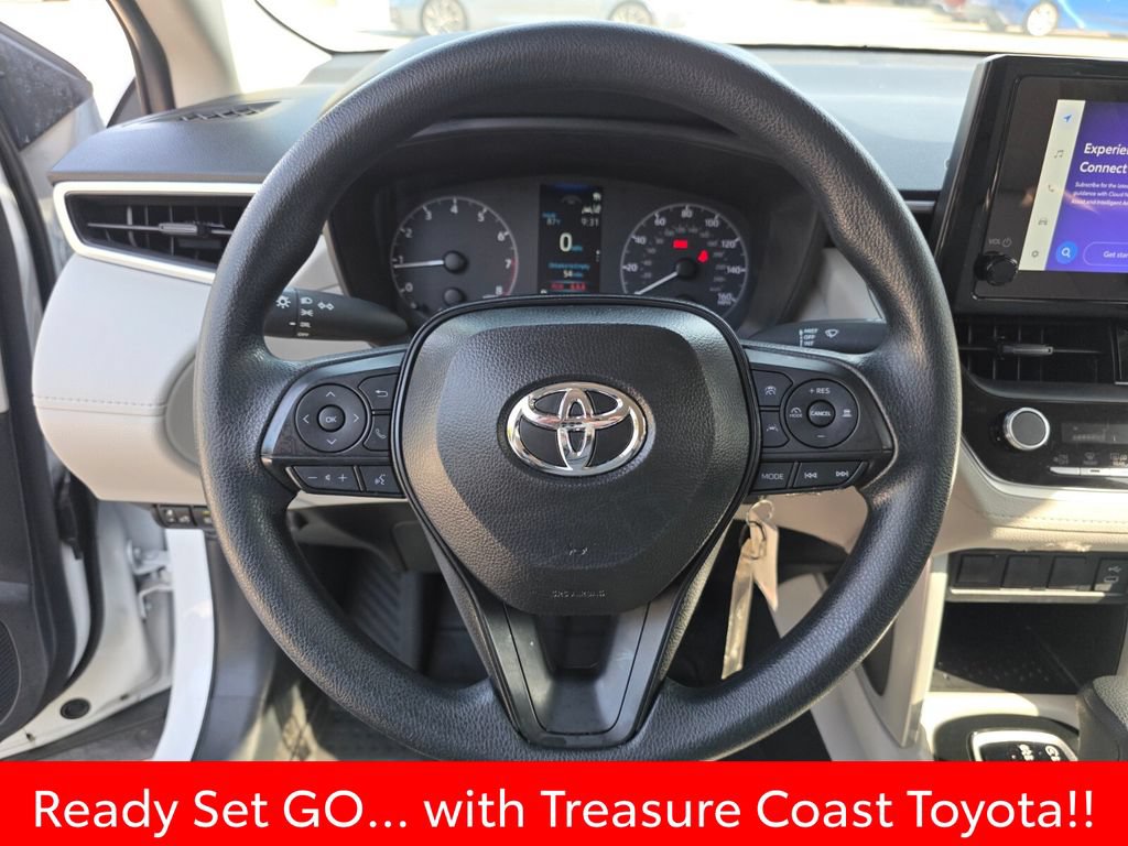 Certified 2025 Toyota Corolla Cross L FWD image 30