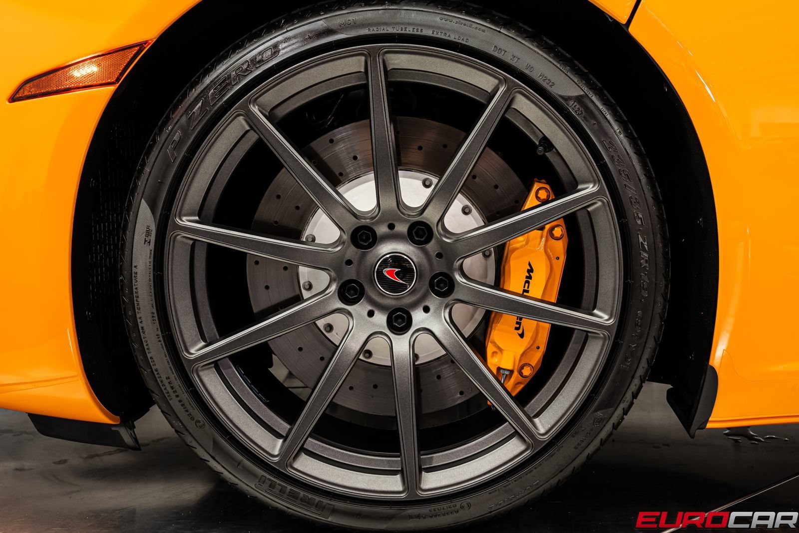 Used 2013 McLaren MP4-12C Spider RWD image 21