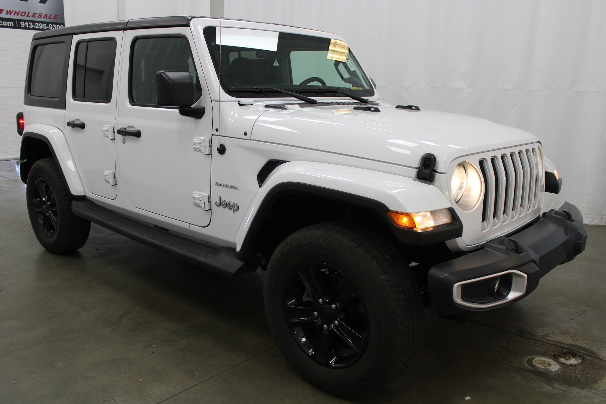 Used 2021 Jeep Wrangler Unlimited Sahara w/ Dual Top Group image 4