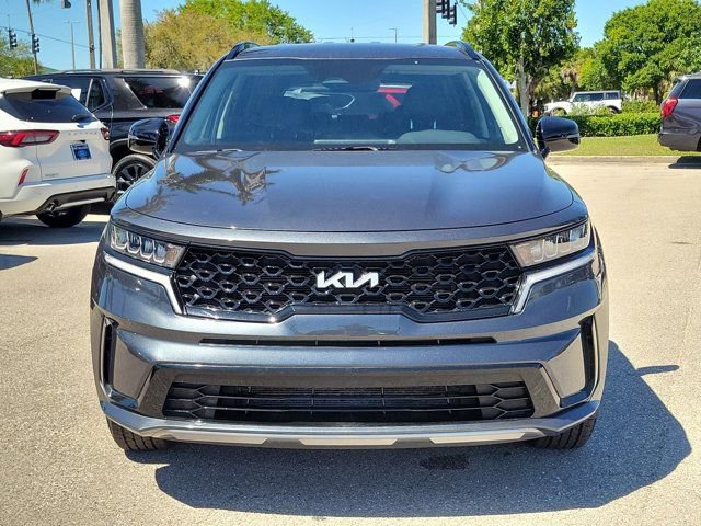 Used 2022 Kia Sorento S image 2