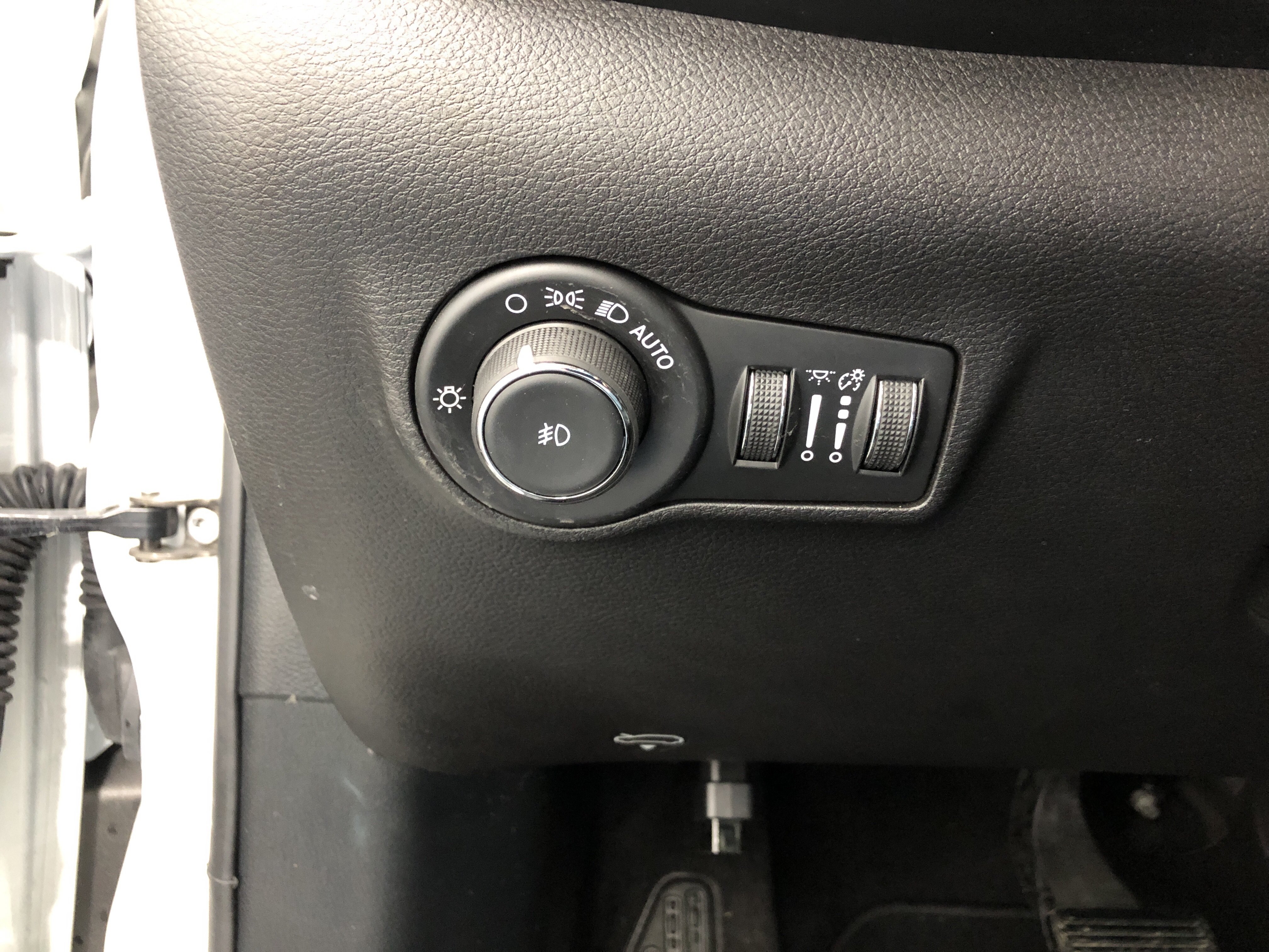 Certified 2024 Jeep Compass Limited w/ High Altitude Package AWD/4WD image 19