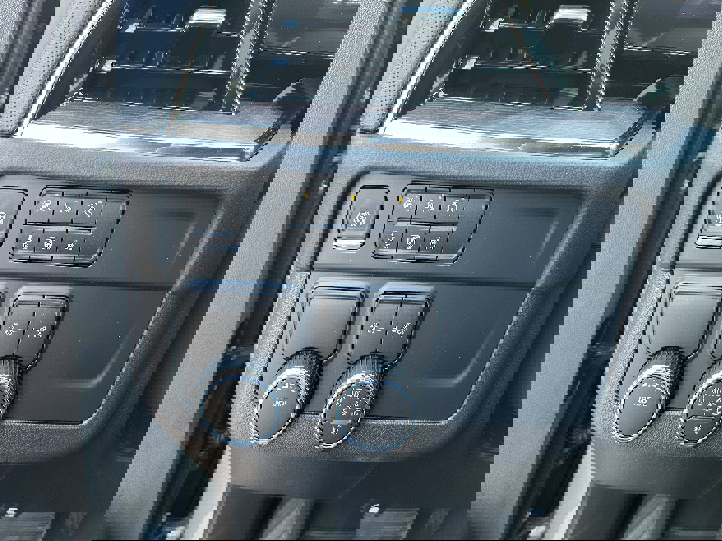 New 2026 Chevrolet Tahoe Premier image 16