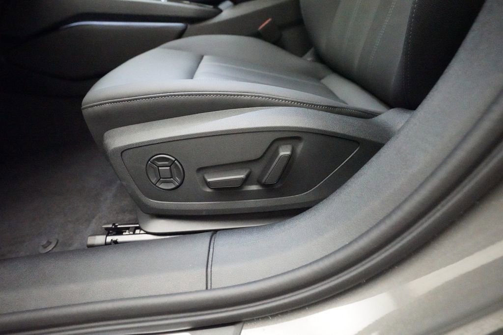 Used 2025 Audi A5 2.0T Premium w/ Convenience Package image 17