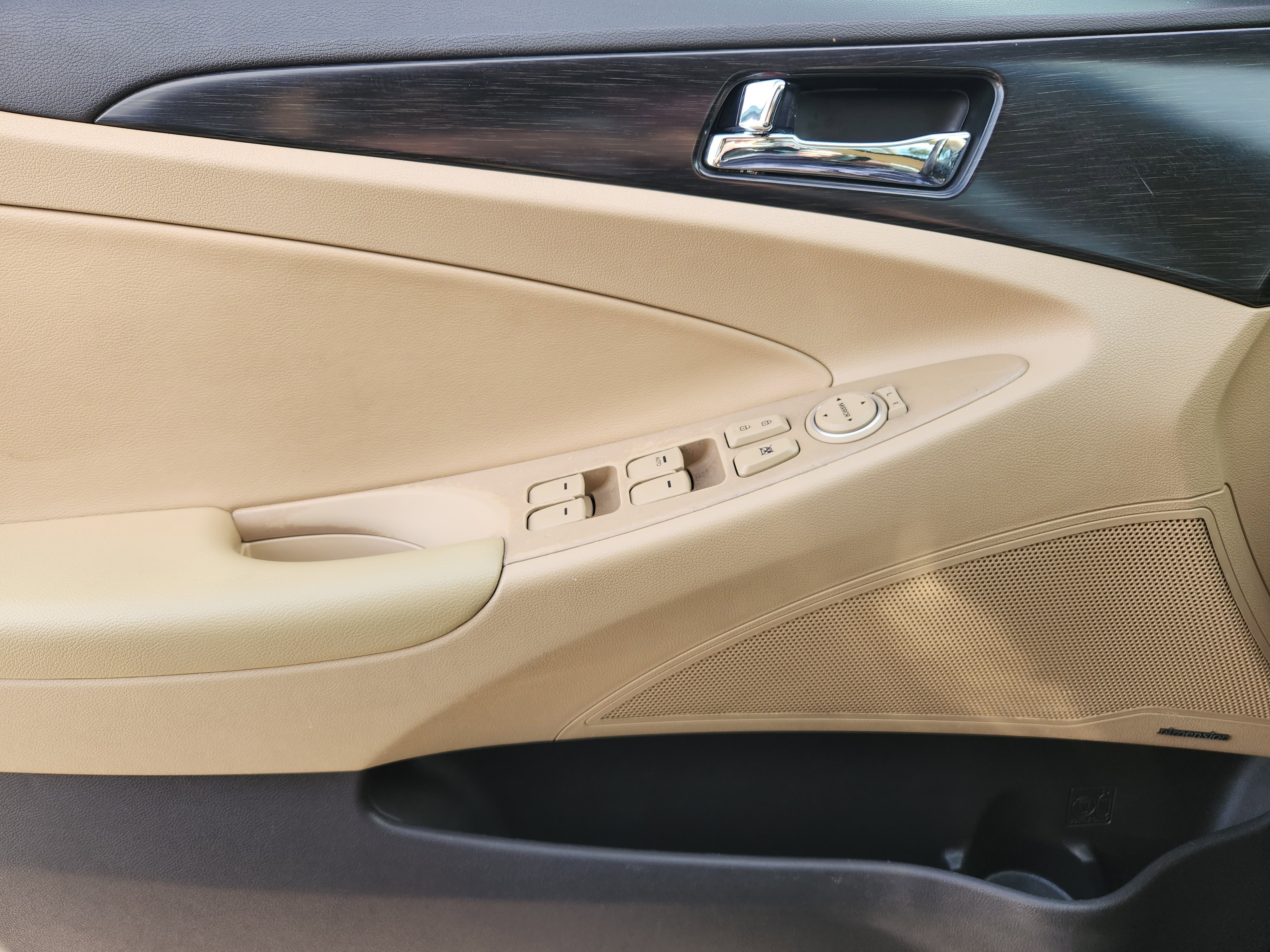 Used 2014 Hyundai Sonata Limited image 24