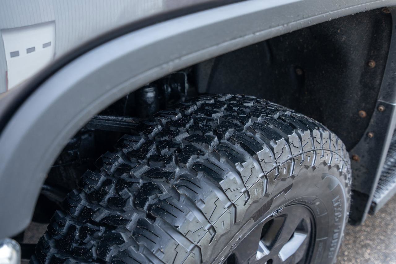 Used 2015 GMC Sierra 2500 SLE w/ SLE Preferred Package image 28