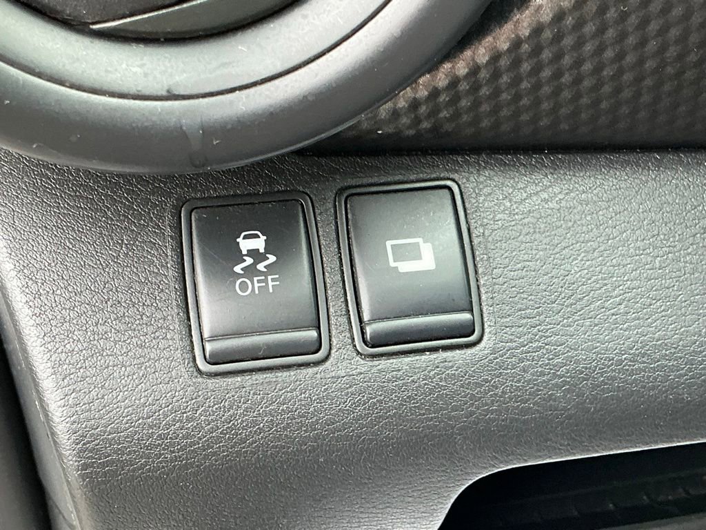 Used 2019 Nissan Kicks S w/ Exterior Package image 25