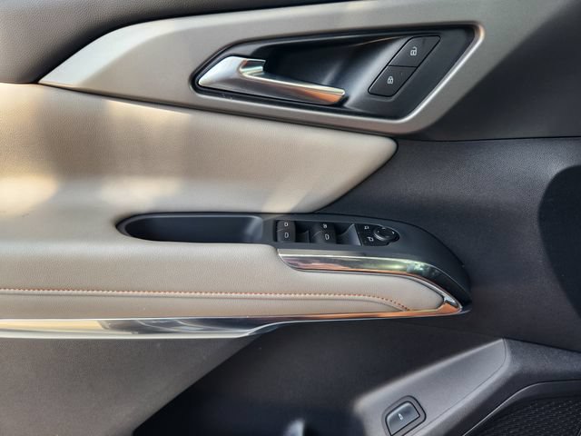 Used 2026 Chevrolet Traverse LT FWD image 24