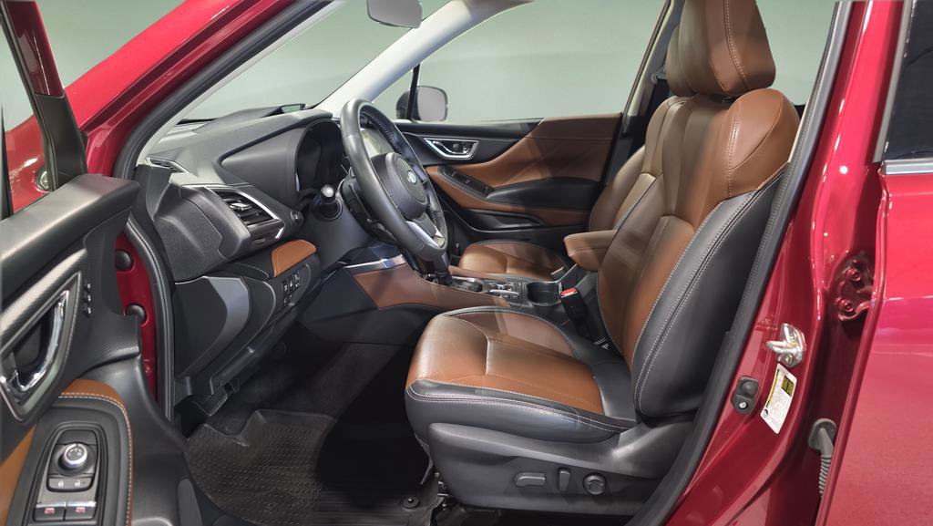 Used 2022 Subaru Forester Touring w/ Popular Package #2 image 11