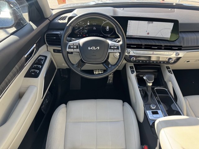 Used 2024 Kia Telluride SX image 16