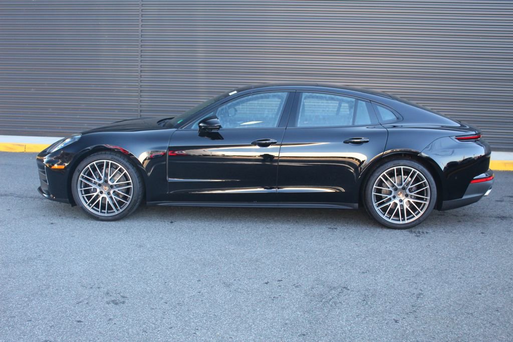 New 2026 Porsche Panamera 4 image 2