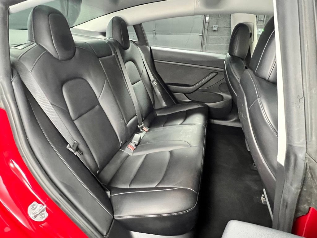 Used 2022 Tesla Model 3 Standard Range RWD image 17