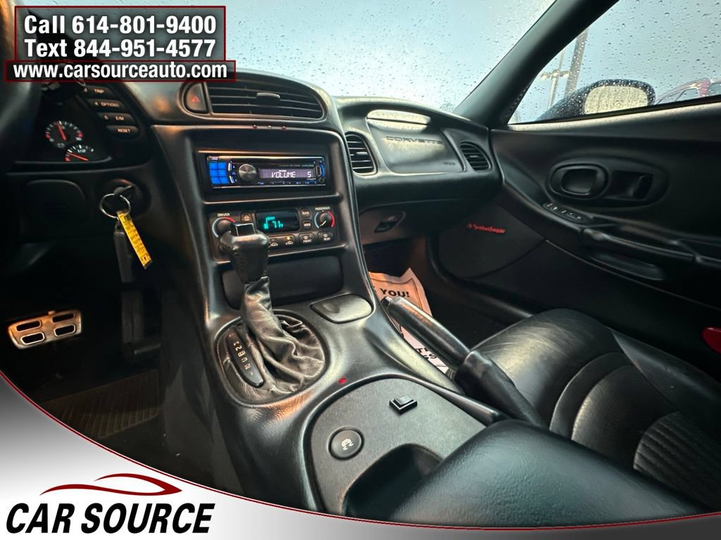 Used 1997 Chevrolet Corvette Coupe w/ Memory Pkg RWD image 21