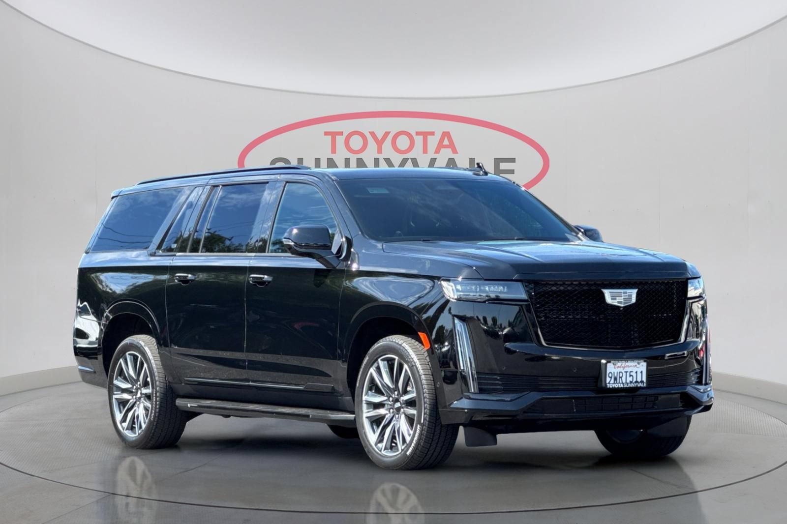Used 2021 Cadillac Escalade ESV Sport AWD/4WD image 10