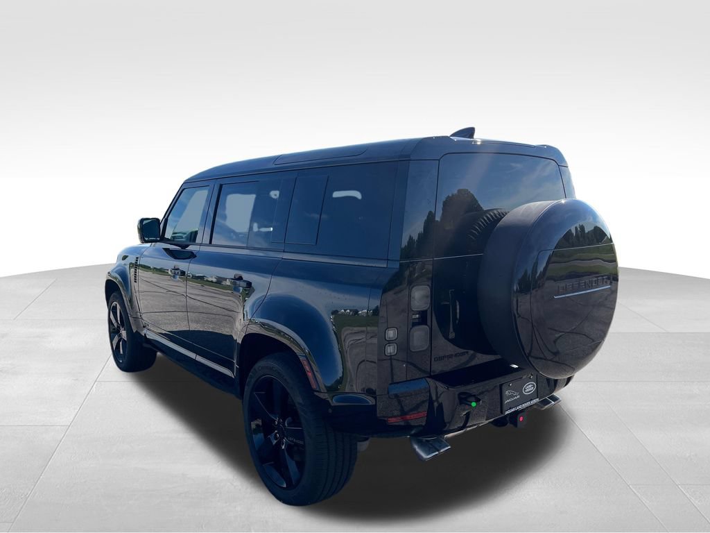 New 2026 Land Rover Defender 110 V8 AWD/4WD image 3
