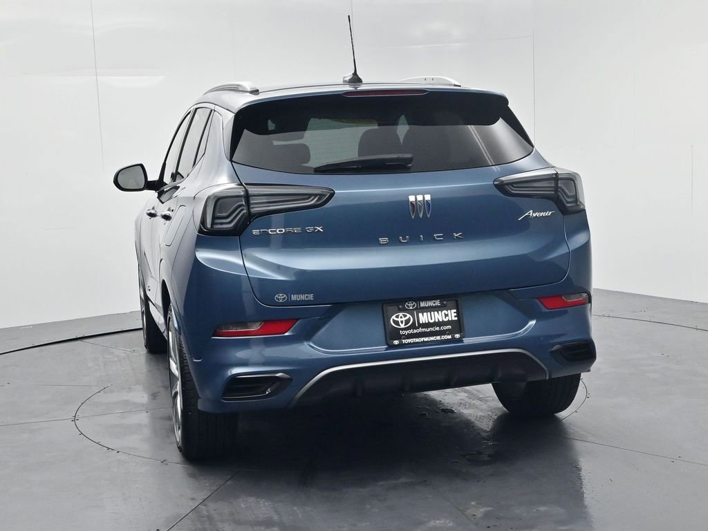 Used 2024 Buick Encore GX Avenir w/ Avenir Convenience Package FWD image 6