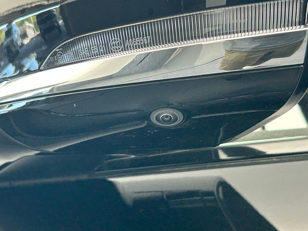 Used 2024 Jeep Grand Cherokee Limited w/ Luxury Tech Group II image 53