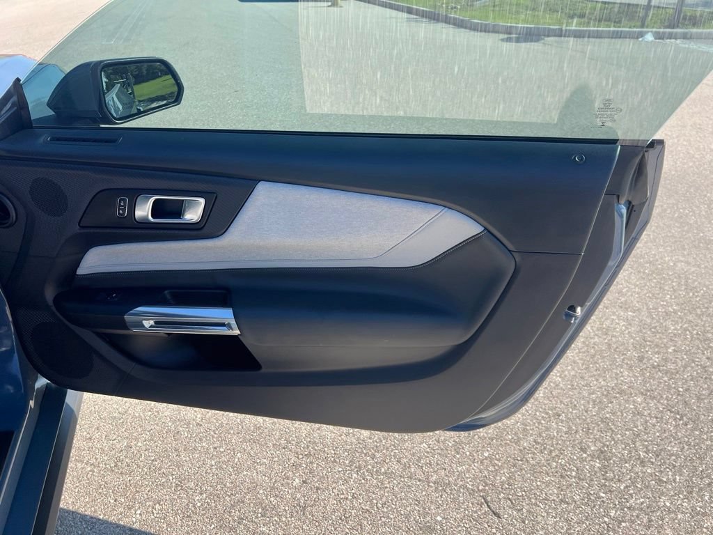 Used 2024 Ford Mustang GT RWD image 10