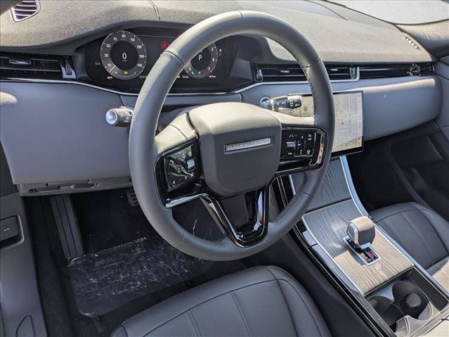 New 2026 Land Rover Range Rover Evoque S AWD/4WD image 3