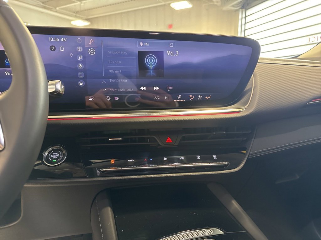 Used 2025 Buick Envision Preferred image 17