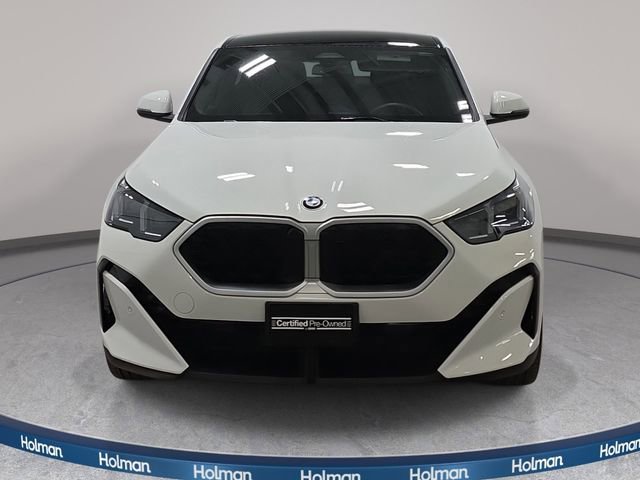 Certified 2025 BMW X2 xDrive28i AWD/4WD image 2