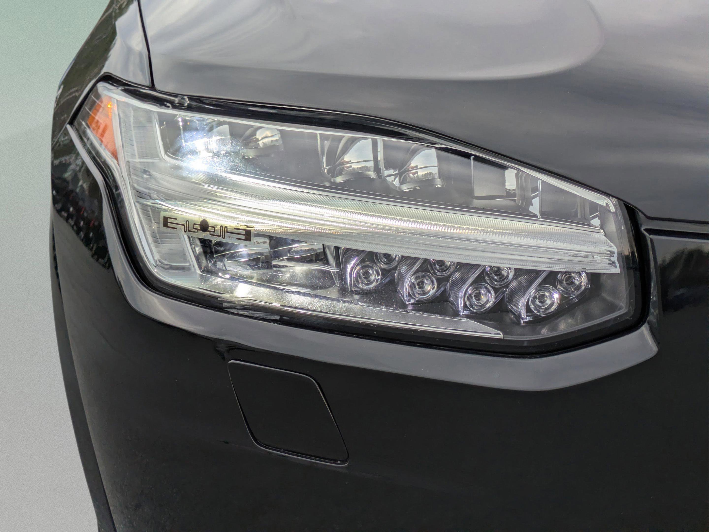 Used 2022 Volvo XC90 T6 Momentum w/ Climate Package image 10