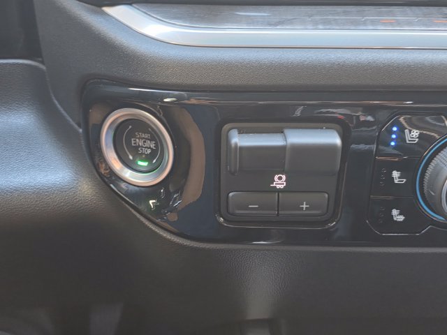 Certified 2022 Chevrolet Silverado 1500 LTZ w/ LTZ Convenience Package II RWD image 28