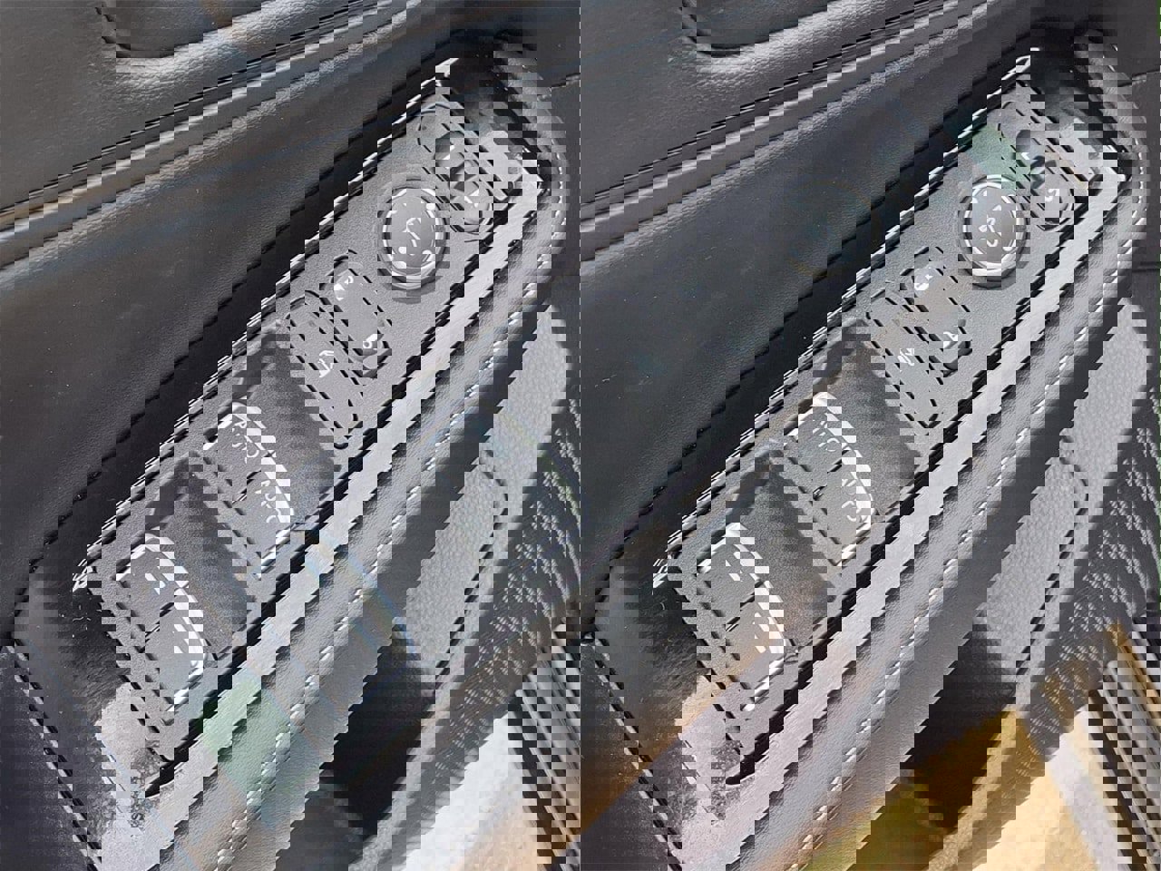 Used 2023 Honda Accord Touring image 14