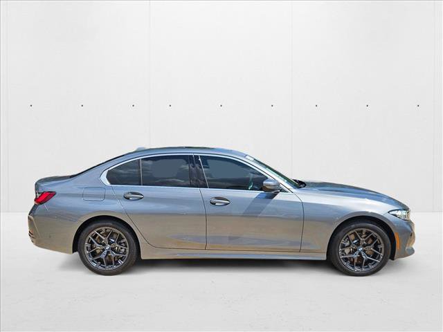 Used 2025 BMW 330i Sedan image 4