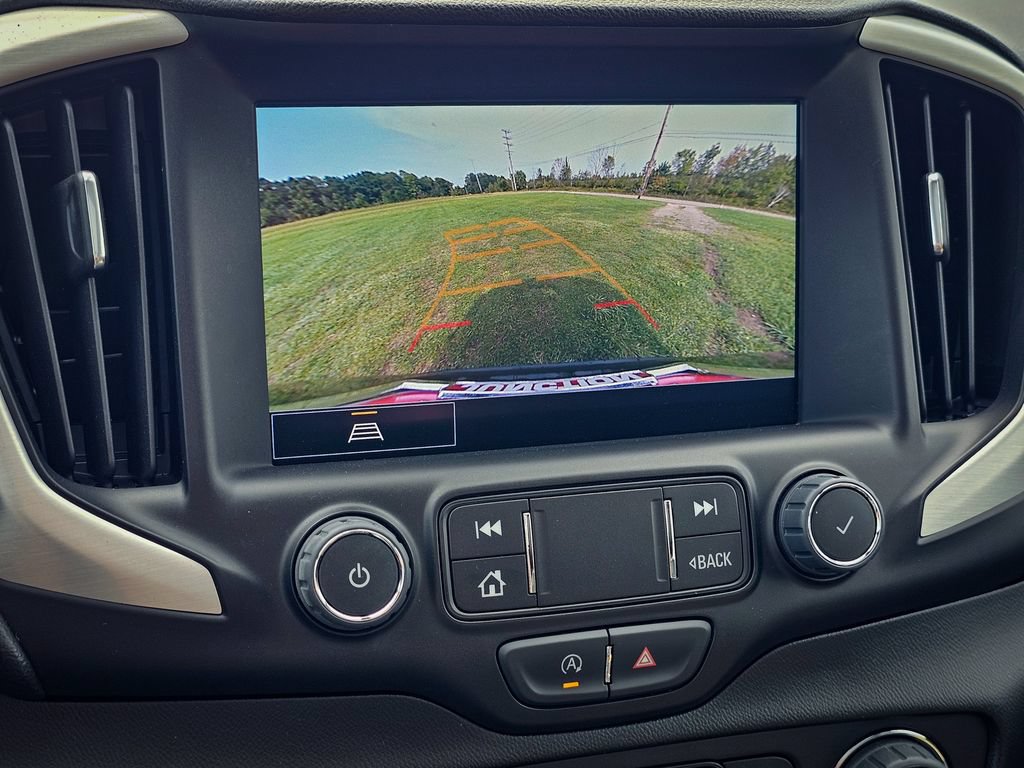 Used 2022 GMC Terrain SLT w/ Infotainment Package II AWD/4WD image 25