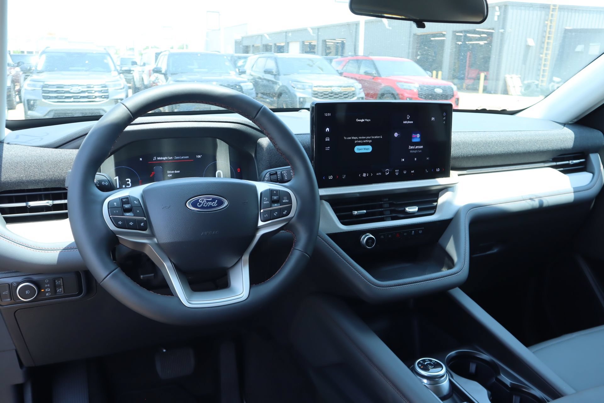 New 2026 Ford Explorer Active w/ Active Comfort Package AWD/4WD image 2