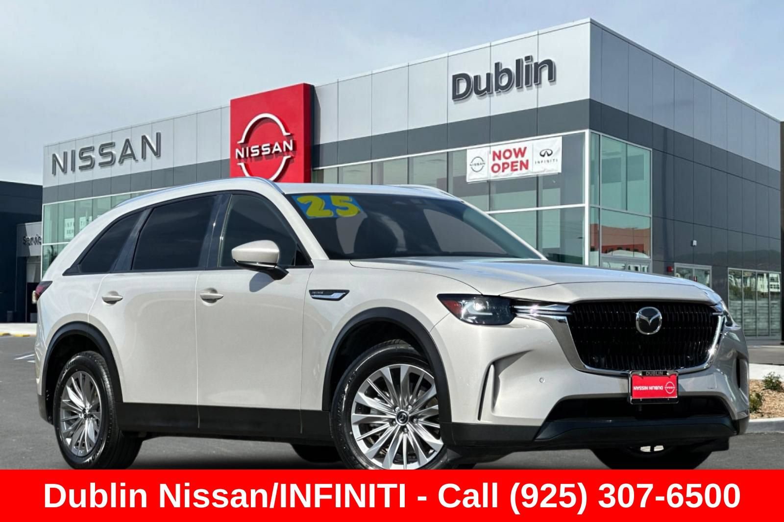 Used 2025 MAZDA CX-90 3.3 Turbo w/ Preferred Package AWD/4WD image 2