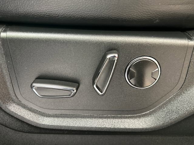 Used 2018 Ford F150 Lariat w/ Equipment Group 502A Luxury AWD/4WD image 26