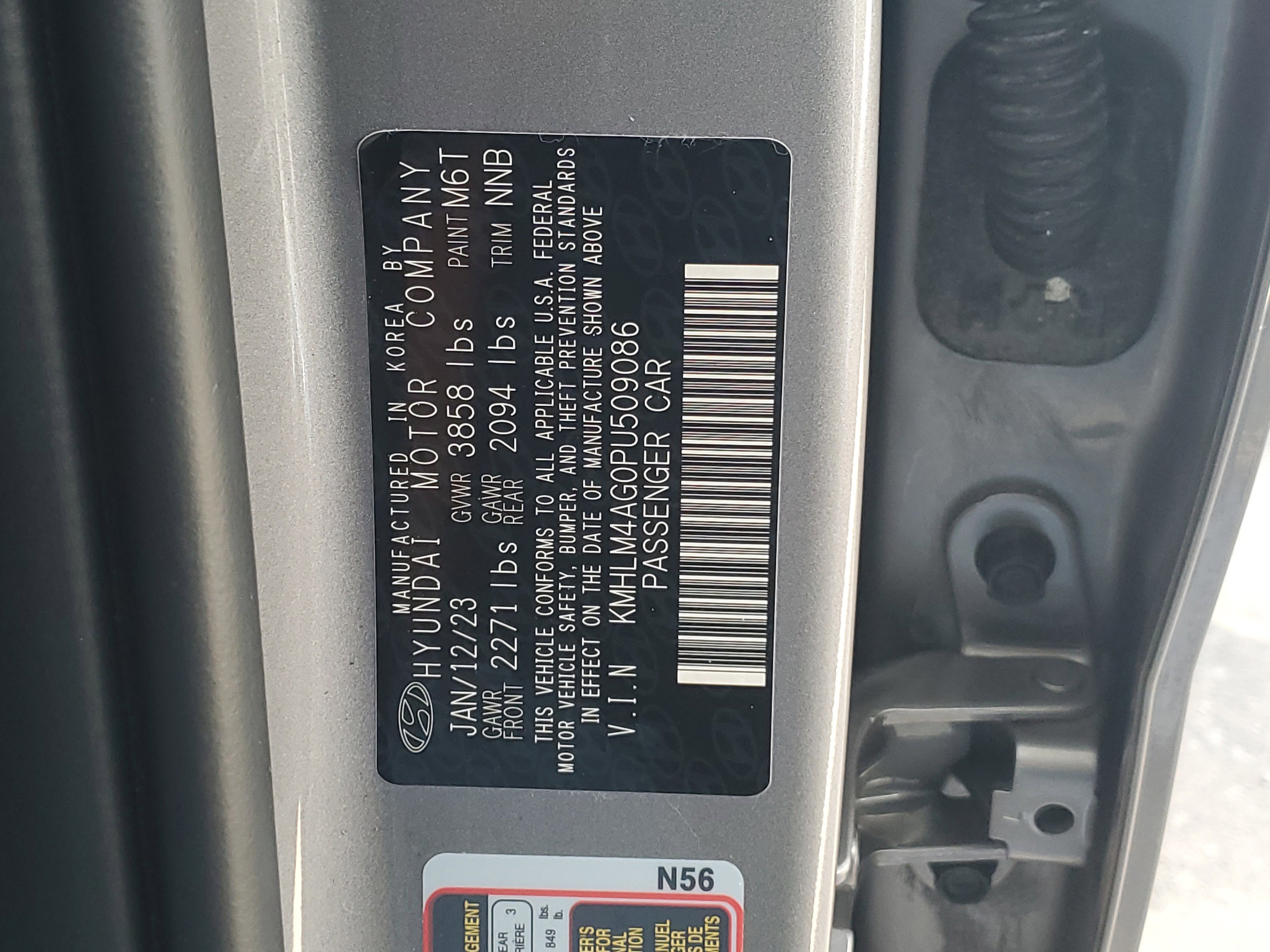 Used 2023 Hyundai Elantra SEL image 30